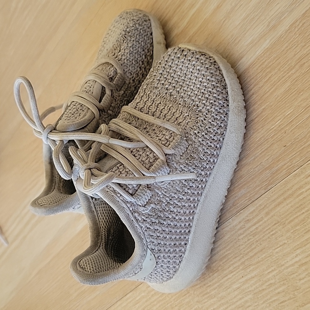Adidas tubular size 4k